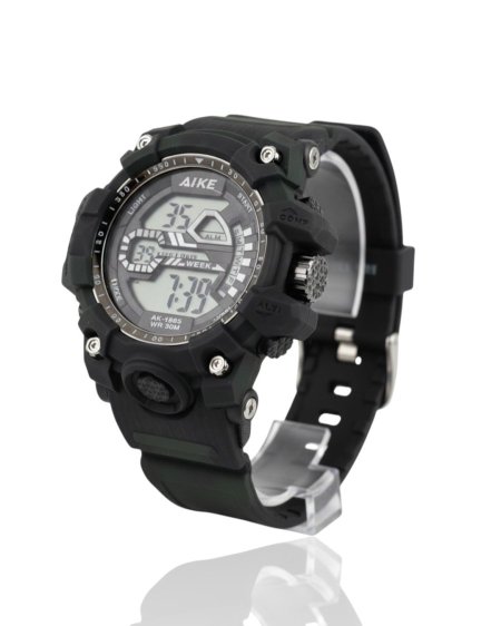ساعة AKIE العسكرية